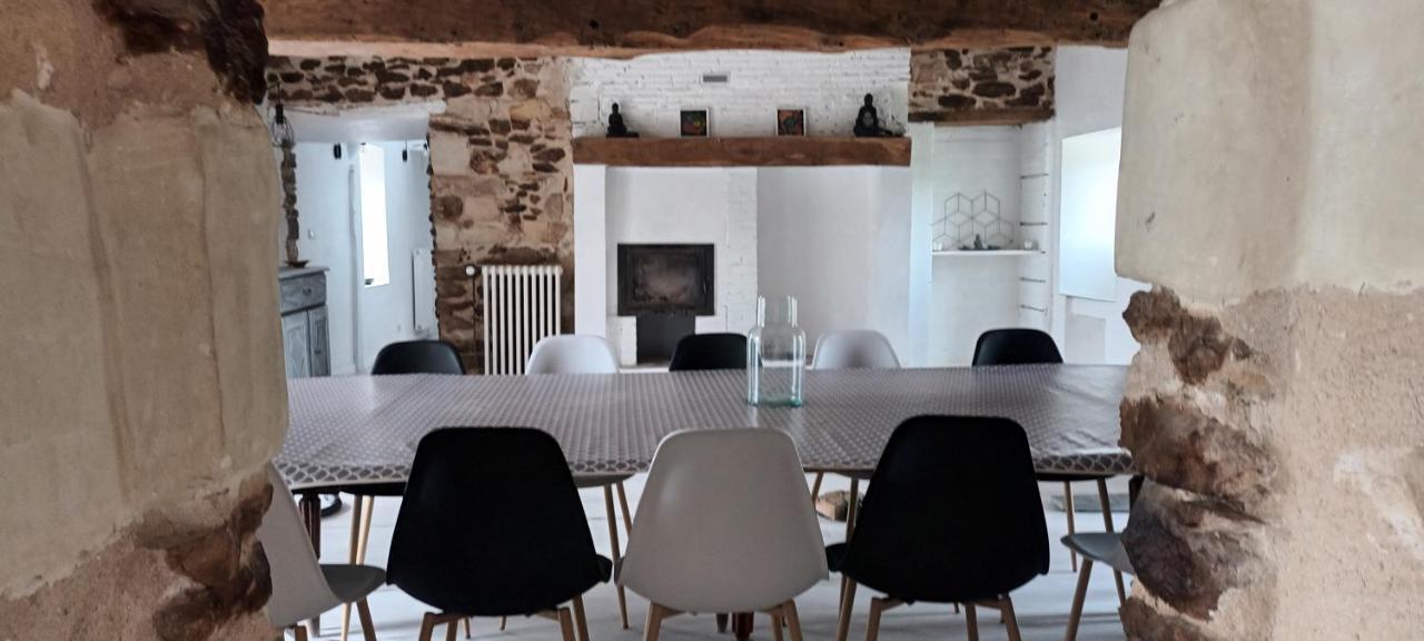Maison De Campagne Seiches-sur-le-Loir Exteriér fotografie