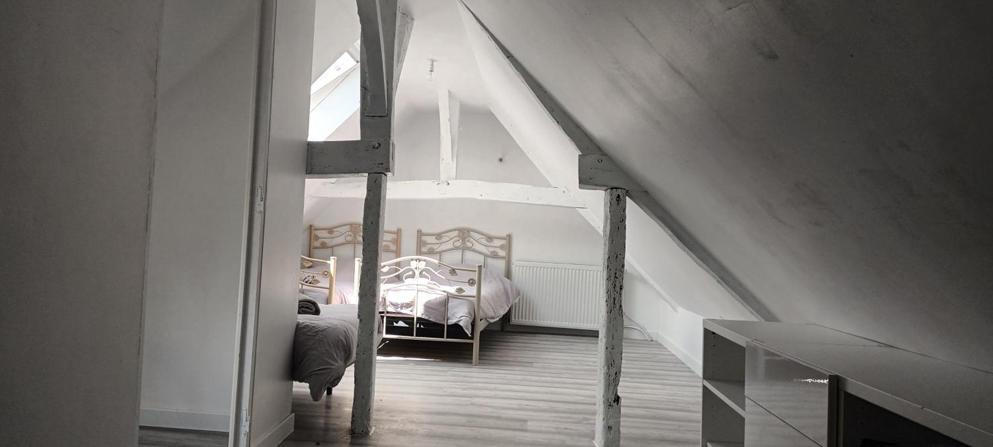 Maison De Campagne Seiches-sur-le-Loir Exteriér fotografie